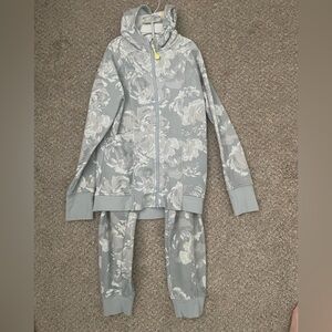 All in motion girls sweatpants and sweatshirt matching set